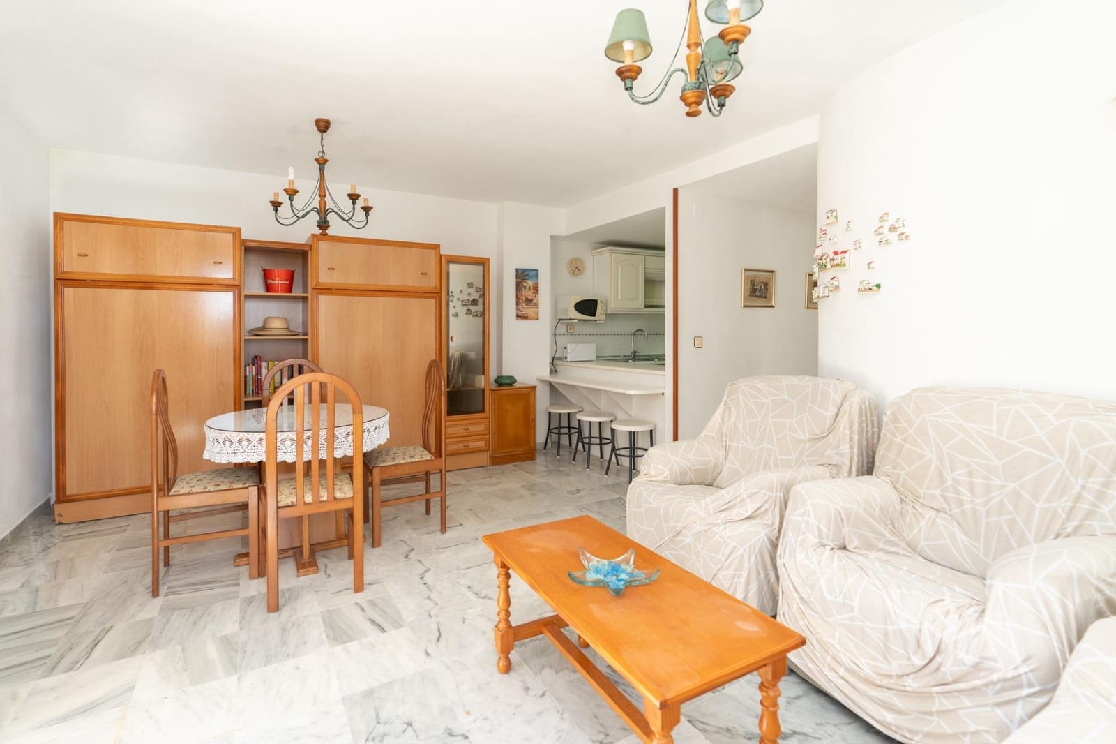 2 Zimmer Wohnung zu verkaufen in Salobrena mit Pool - 190.000 € (Ref: 9946158)