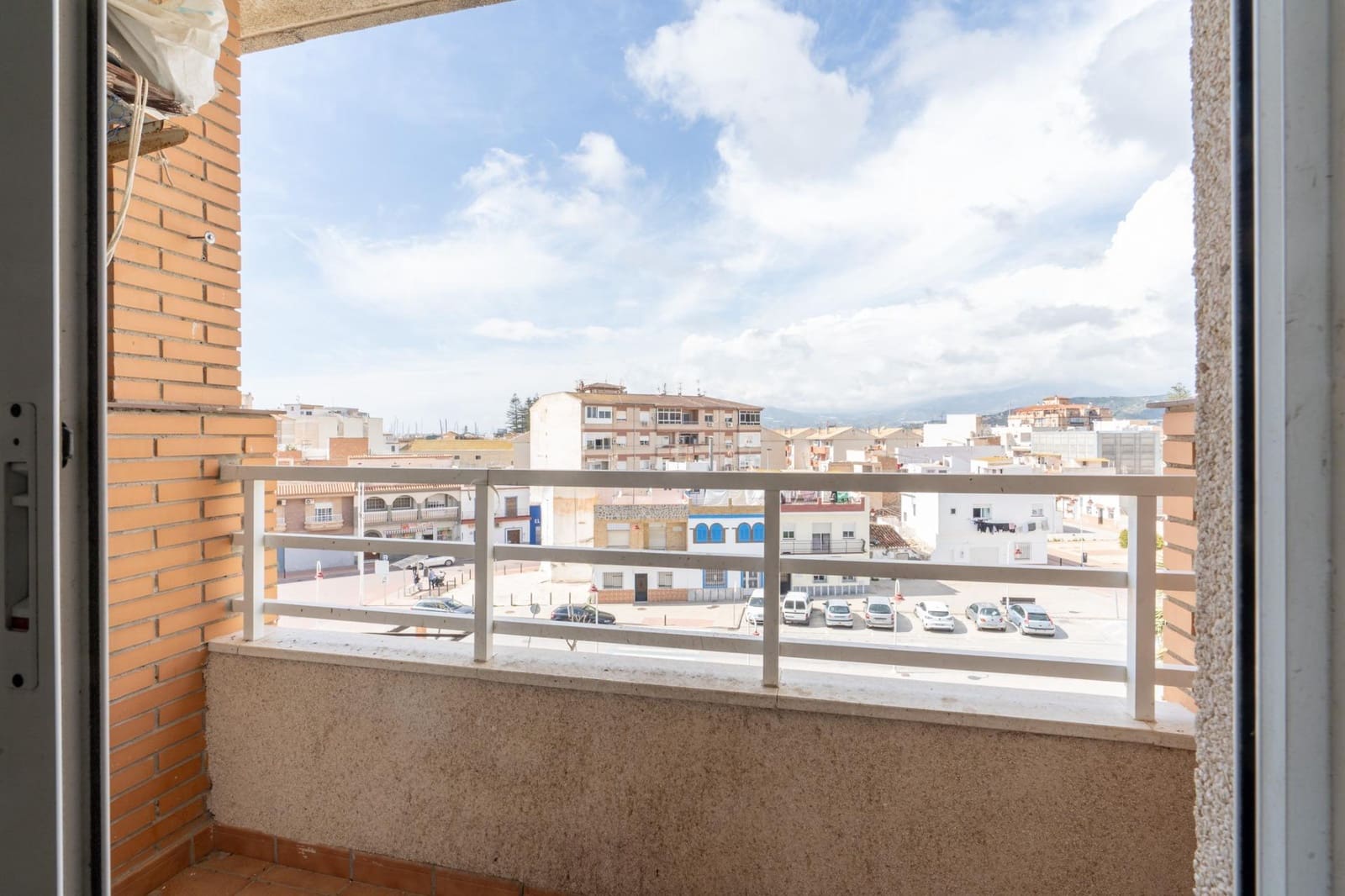 2 soverom Leilighet til salgs i Motril med garasje - € 125 000 (Ref: 9946159)