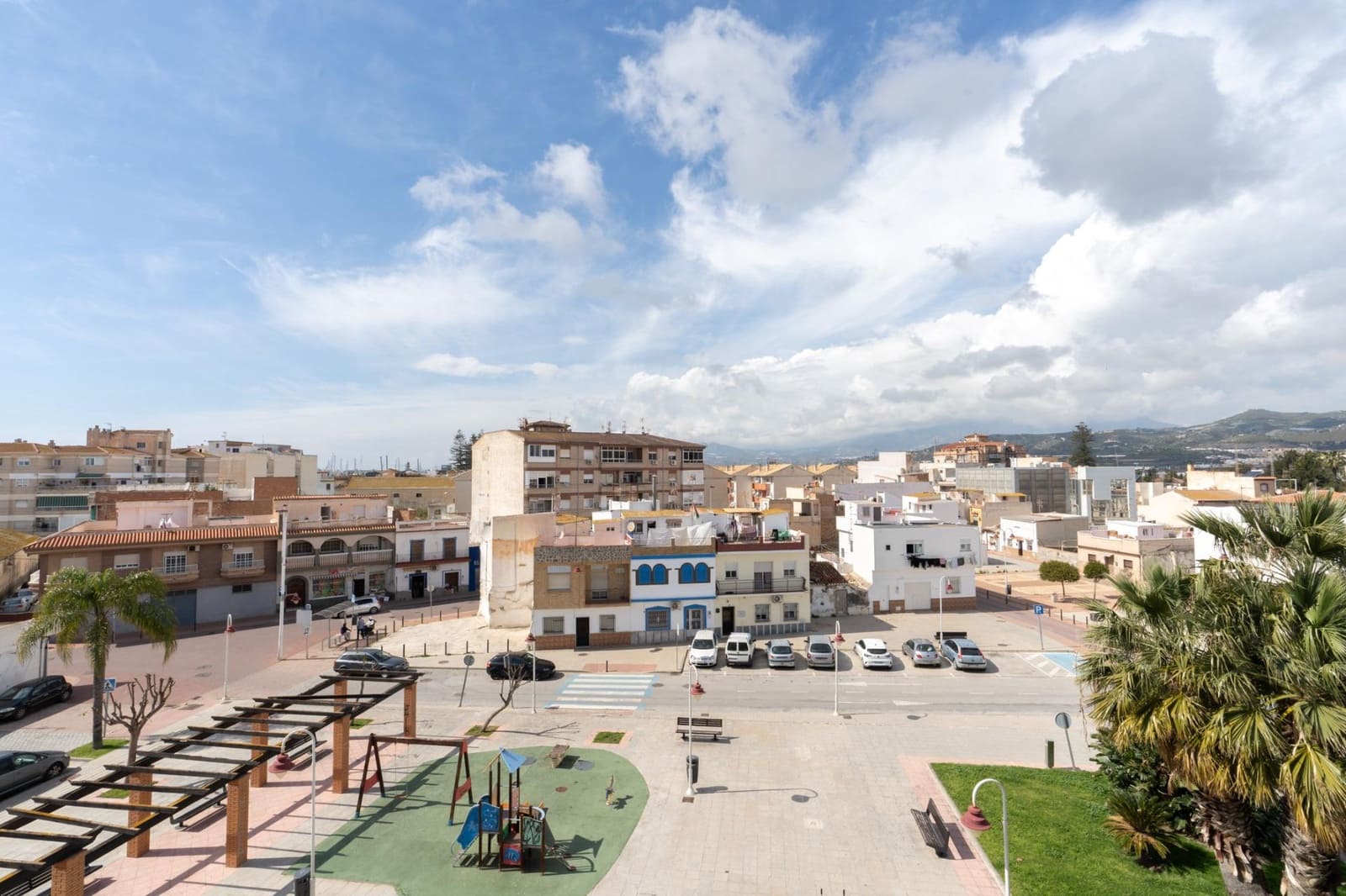 2 soverom Leilighet til salgs i Motril med garasje - € 125 000 (Ref: 9946159)