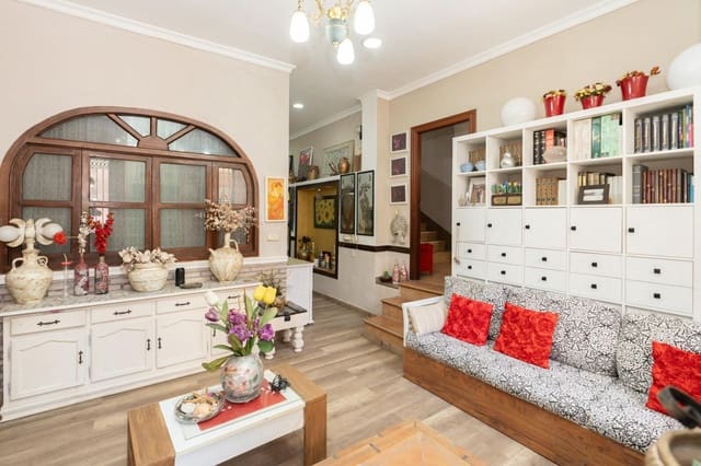 8 sypialnia Dom na sprzedaż w Motril z garażem - 391 500 € (Ref: 9946165)
