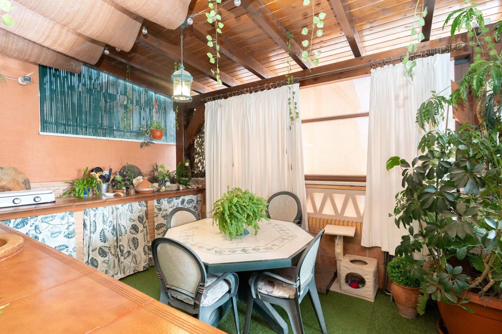 4 bedroom Townhouse for sale in Motril with garage - € 329,500 (Ref: 9946167)