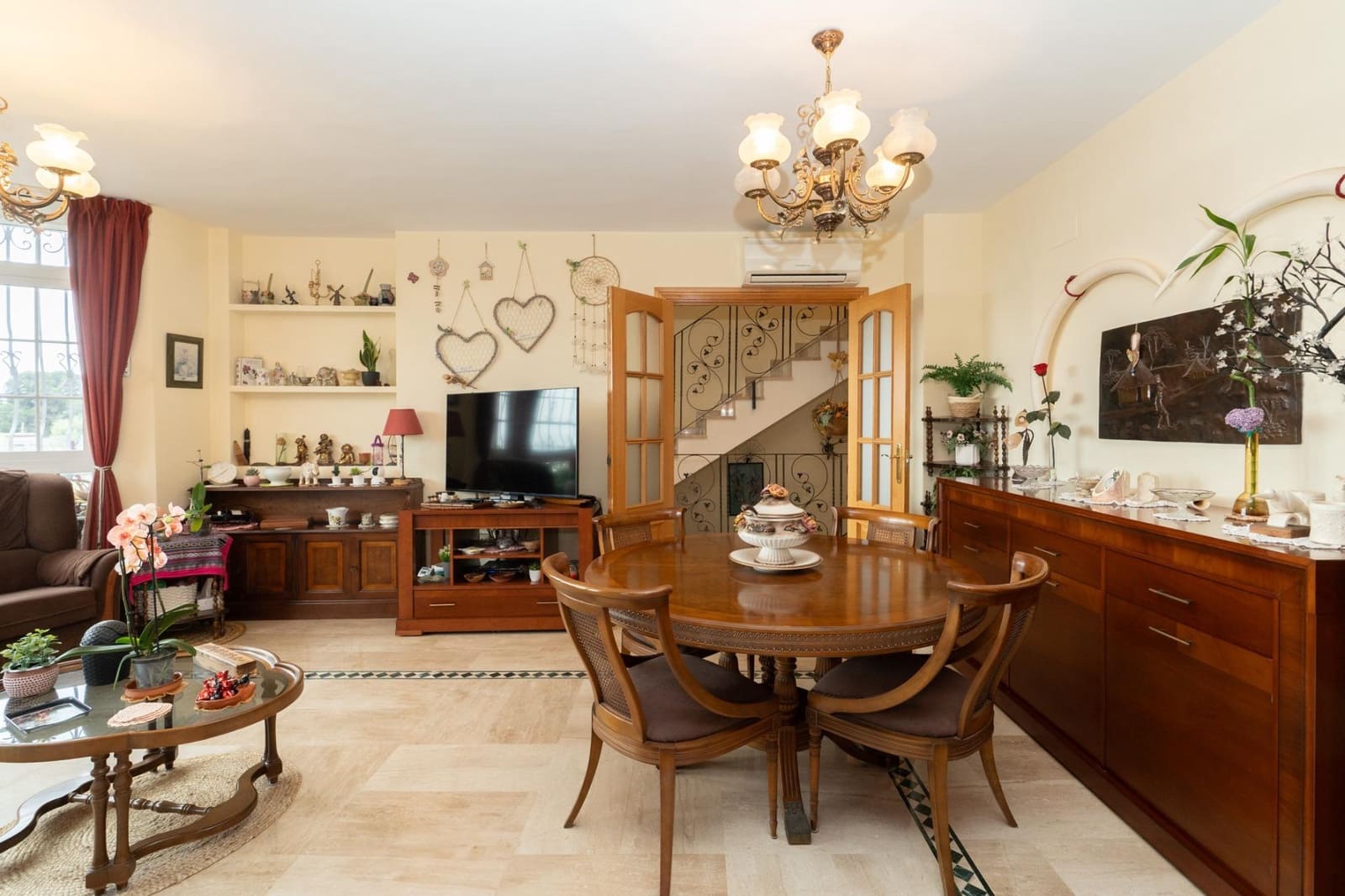 4 bedroom Townhouse for sale in Motril with garage - € 329,500 (Ref: 9946167)