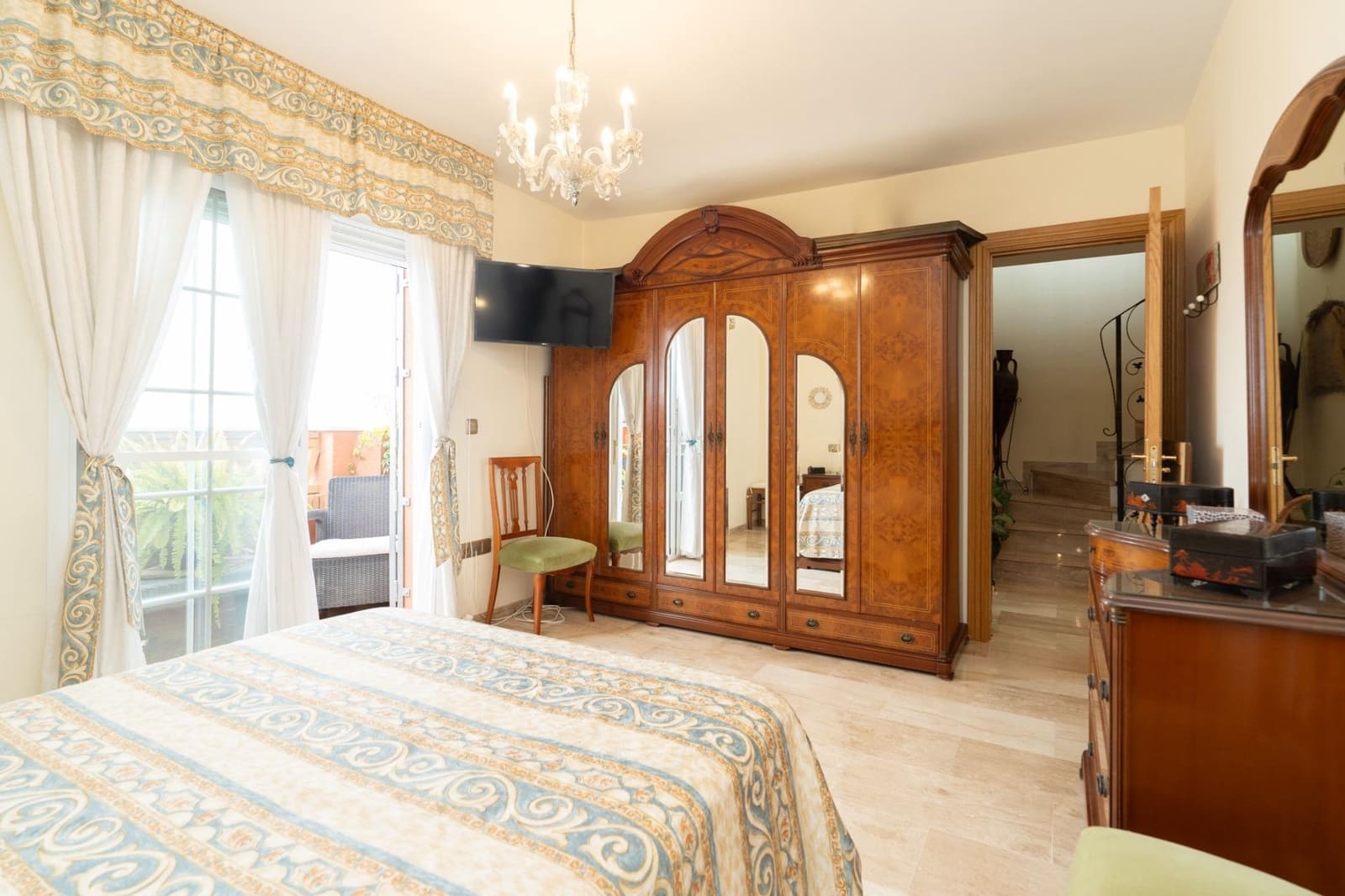 4 bedroom Townhouse for sale in Motril with garage - € 329,500 (Ref: 9946167)
