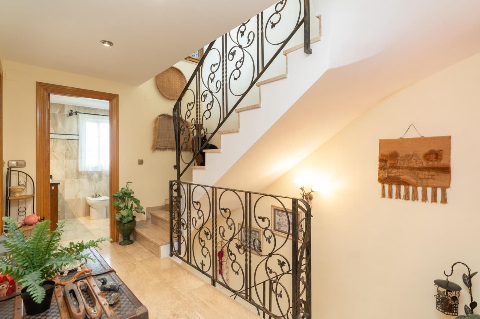 4 bedroom Townhouse for sale in Motril with garage - € 329,500 (Ref: 9946167)