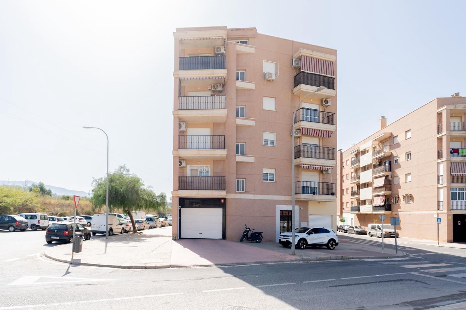 4 chambre Appartement à vendre à Motril avec garage - 179 500 € (Ref: 9946168)