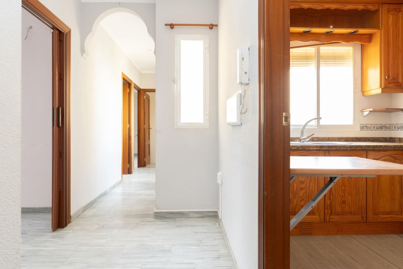 3 Zimmer Wohnung zu verkaufen in Motril mit Garage - 135.000 € (Ref: 9946173)