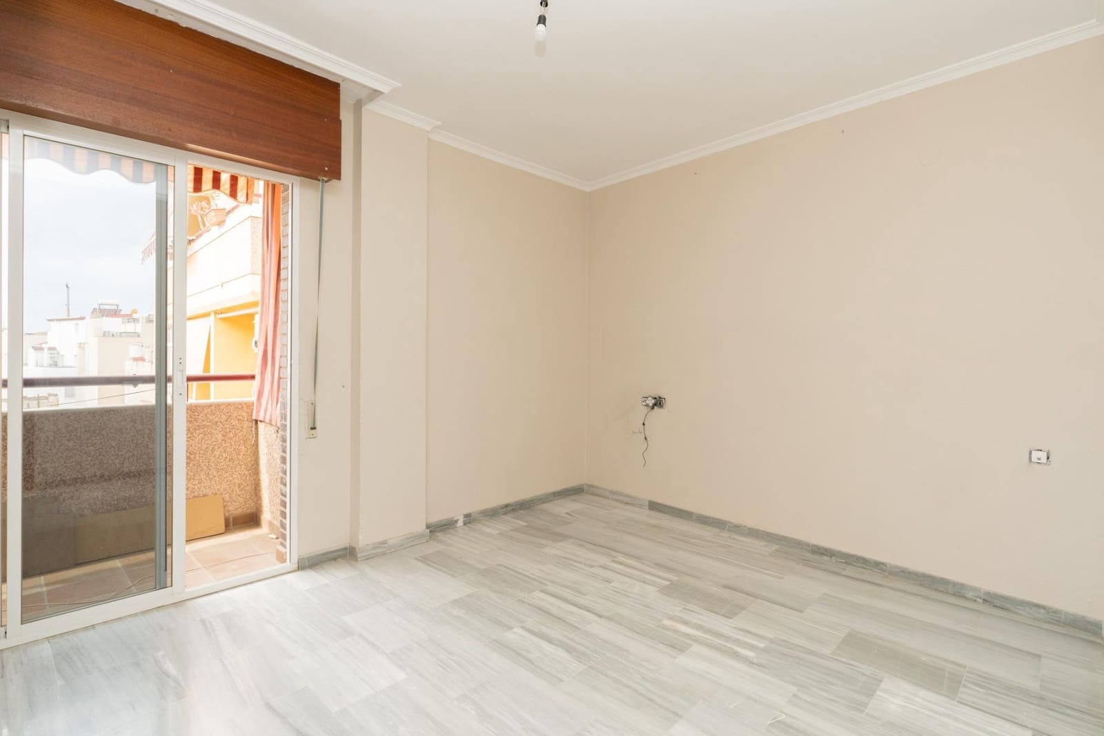 3 Zimmer Wohnung zu verkaufen in Motril mit Garage - 135.000 € (Ref: 9946173)