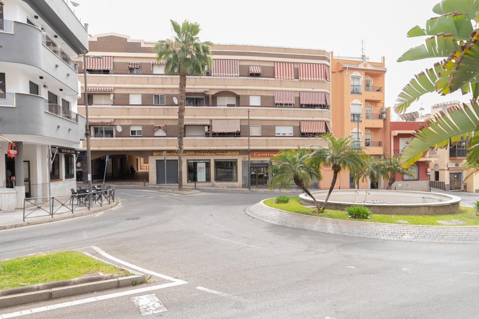3 Zimmer Wohnung zu verkaufen in Motril mit Garage - 135.000 € (Ref: 9946173)