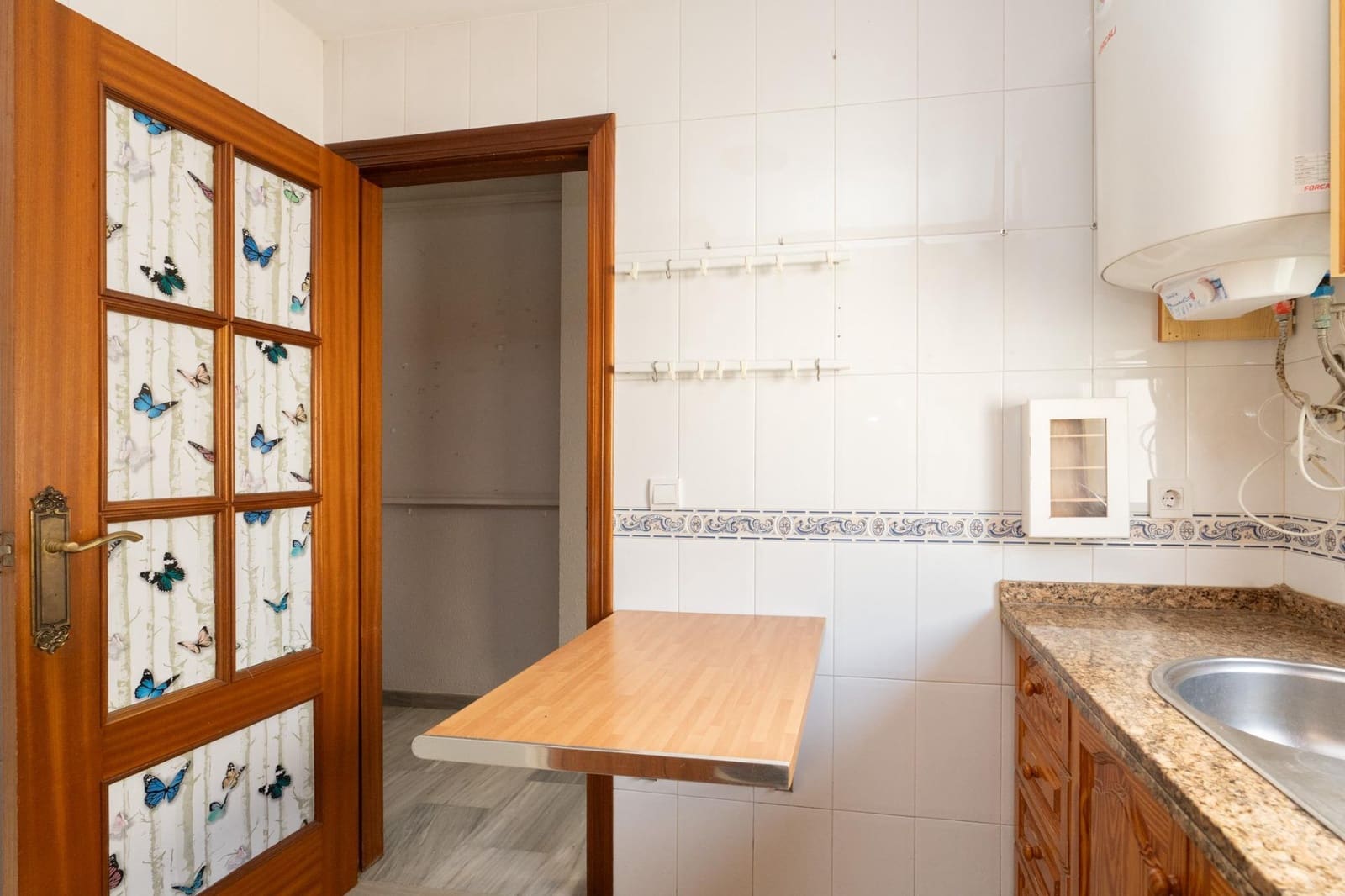 3 Zimmer Wohnung zu verkaufen in Motril mit Garage - 135.000 € (Ref: 9946173)