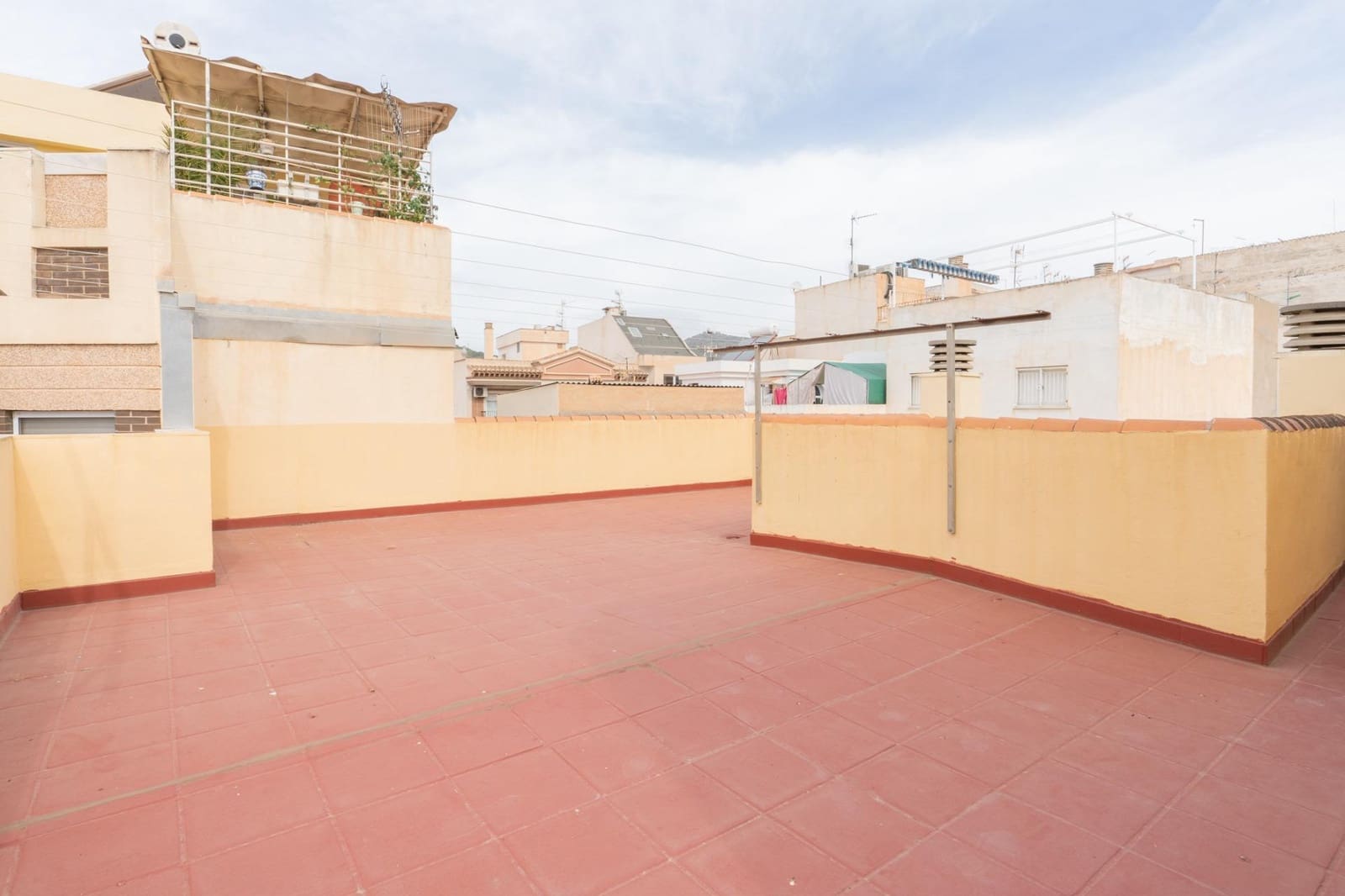 3 Zimmer Wohnung zu verkaufen in Motril mit Garage - 135.000 € (Ref: 9946173)