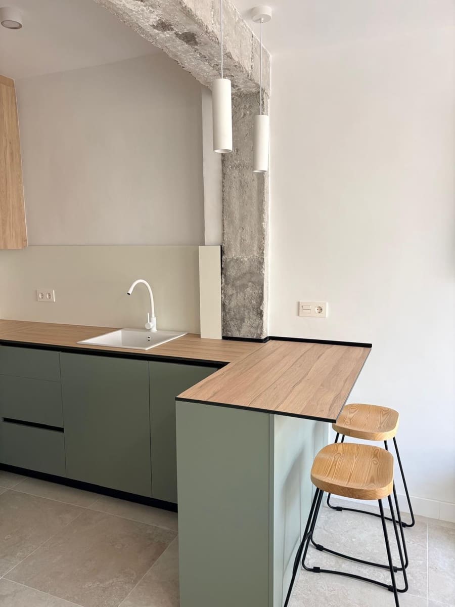 4 sovrum Lägenhet att hyra i Motril med garage - 1 250 € (Ref: 9946175)