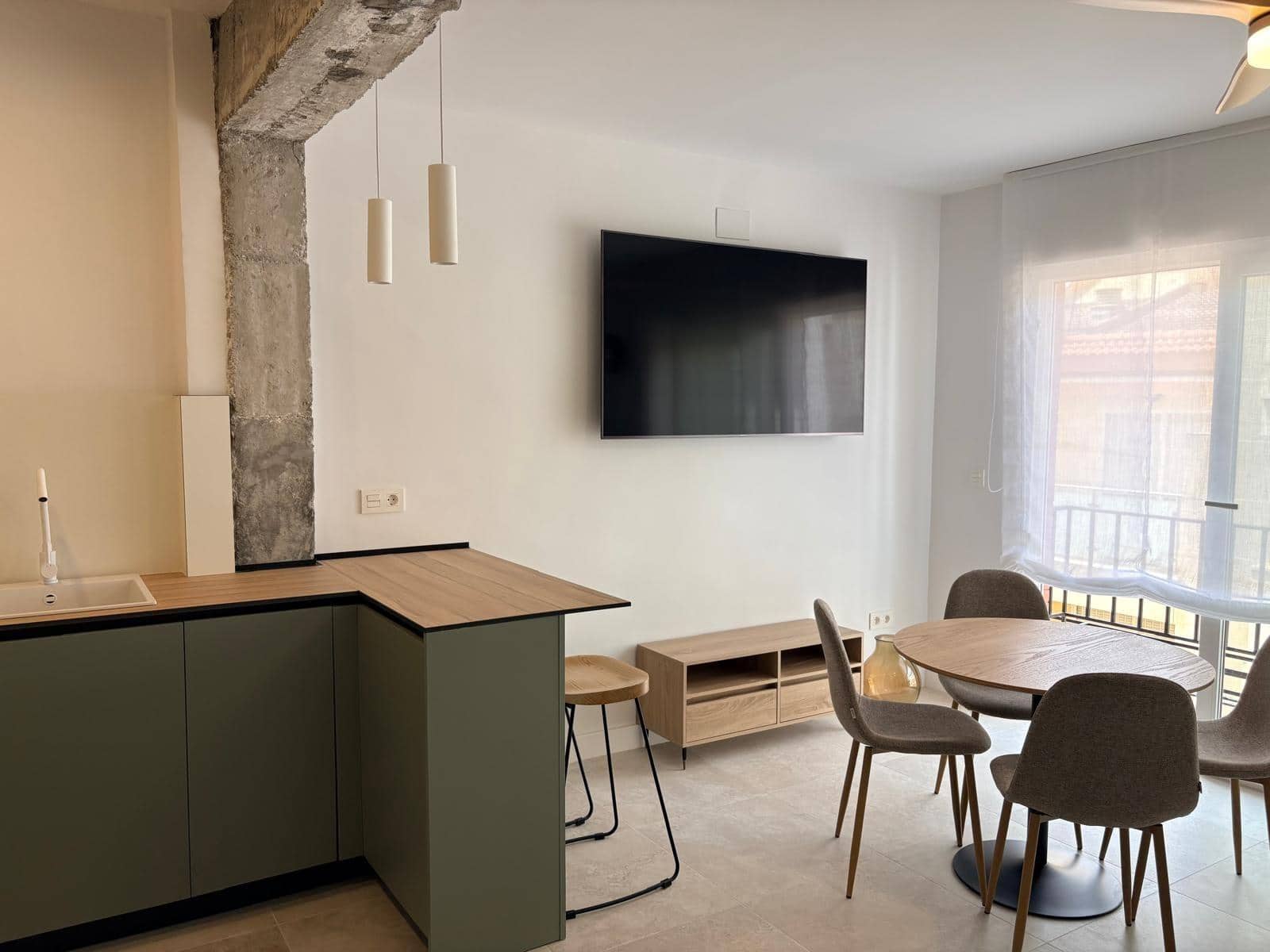 4 sovrum Lägenhet att hyra i Motril med garage - 1 250 € (Ref: 9946175)