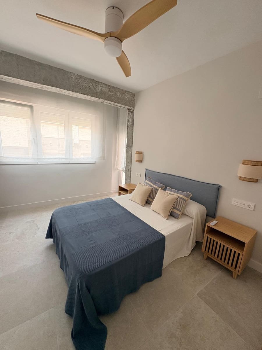 4 sovrum Lägenhet att hyra i Motril med garage - 1 250 € (Ref: 9946175)