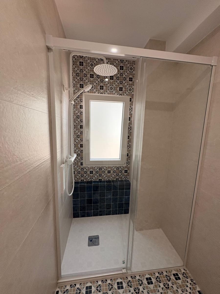 4 sovrum Lägenhet att hyra i Motril med garage - 1 250 € (Ref: 9946175)