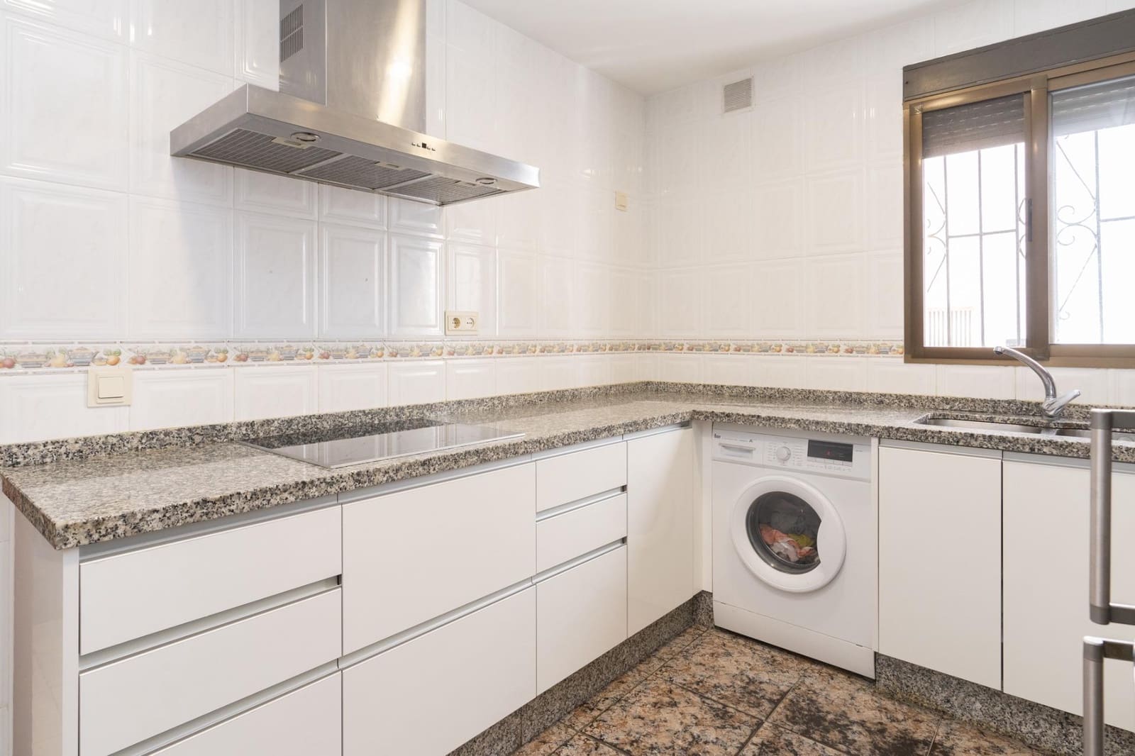 4 quarto Casa em Banda para venda em Molvizar - 110 000 € (Ref: 9946177)