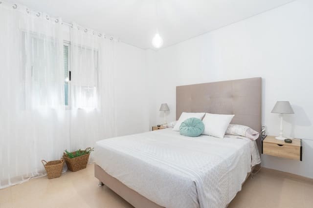 3 makuuhuone Asunto myytävänä paikassa Motril mukana 
autotalli - 165 000 € (Ref: 9946181)
