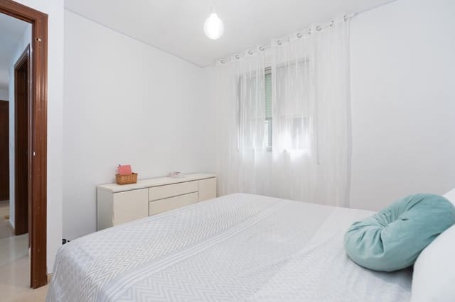 3 makuuhuone Asunto myytävänä paikassa Motril mukana 
autotalli - 165 000 € (Ref: 9946181)