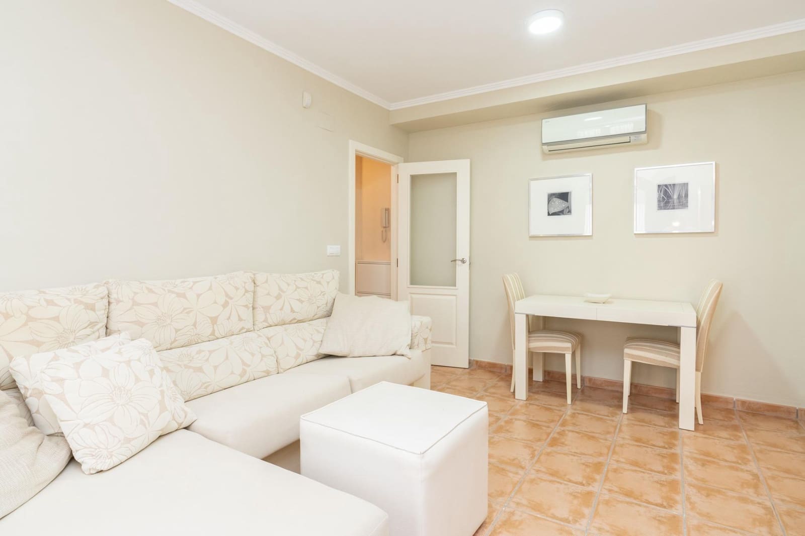 1 sypialnia Mieszkanie na sprzedaż w Velez de Benaudalla z basenem garażem - 119 000 € (Ref: 9946183)