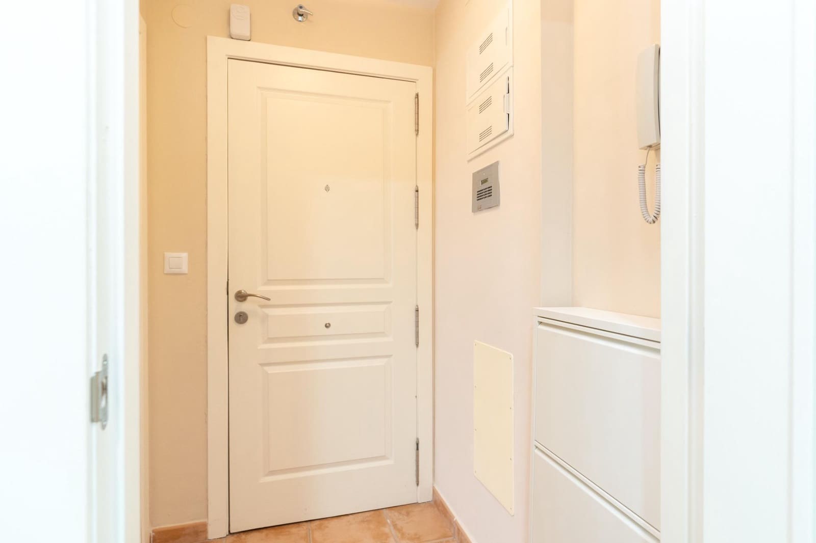 1 sypialnia Mieszkanie na sprzedaż w Velez de Benaudalla z basenem garażem - 119 000 € (Ref: 9946183)