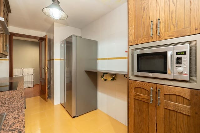 3 makuuhuone Asunto myytävänä paikassa Motril - 152 500 € (Ref: 9946184)