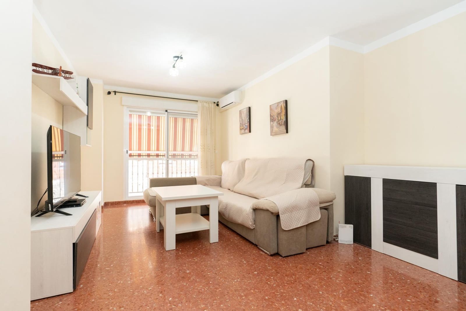 3 soverom Leilighet til salgs i Motril - € 152 500 (Ref: 9946184)