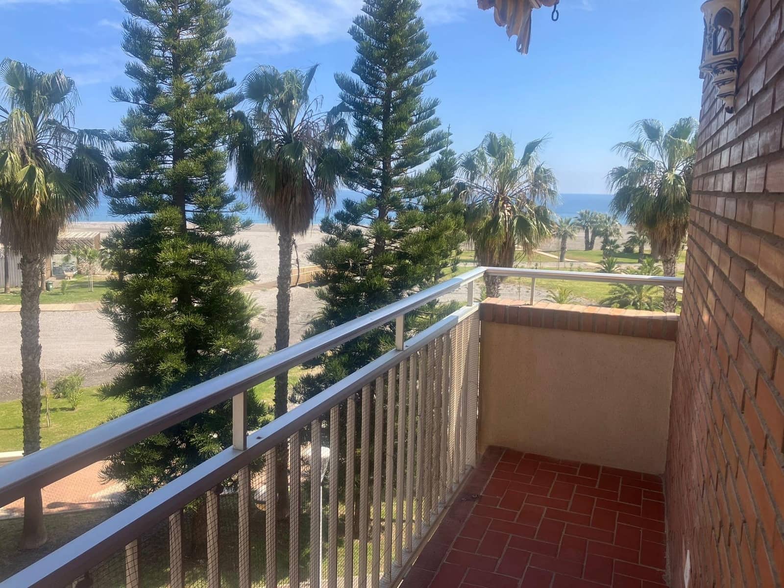 2 sypialnia Mieszkanie do wynajęcia w Motril z basenem - 750 € (Ref: 9946185)