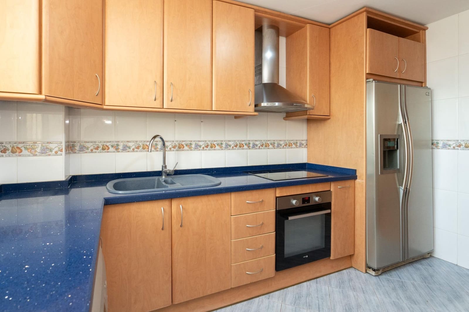 3 soverom Penthouse til salgs i Motril - € 209 000 (Ref: 9946188)