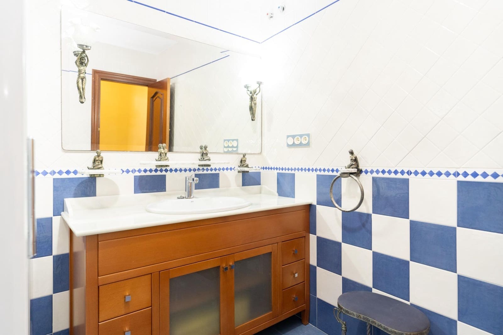 4 soveværelse Lejlighed til salg i Motril - € 190.000 (Ref: 9946189)