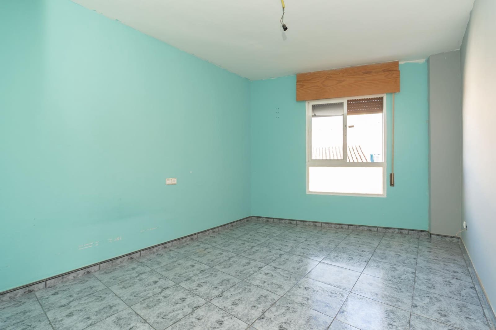 3 bedroom Flat for sale in Motril with garage - € 140,000 (Ref: 9946190)