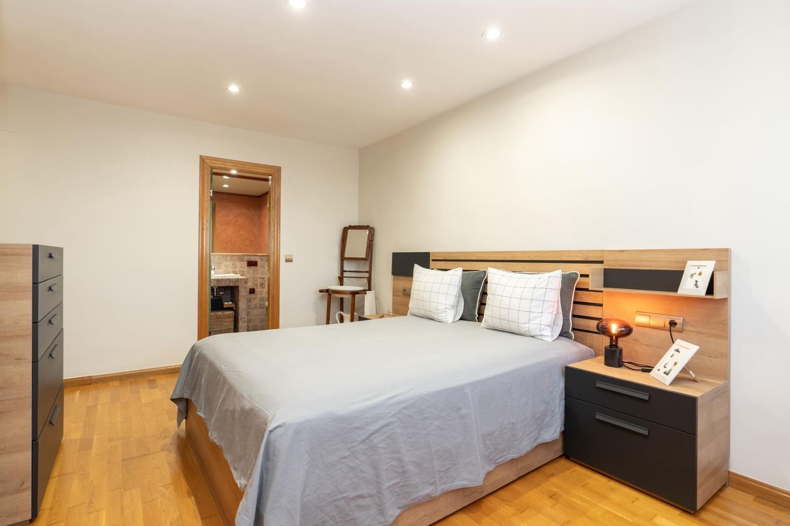 3 bedroom Flat for sale in Motril with garage - € 240,000 (Ref: 9946194)