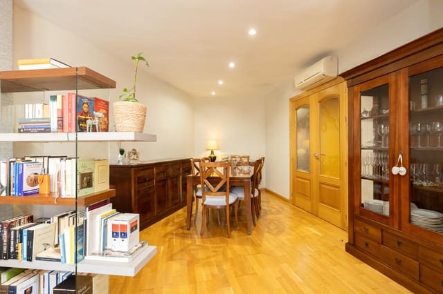 3 bedroom Flat for sale in Motril with garage - € 240,000 (Ref: 9946194)