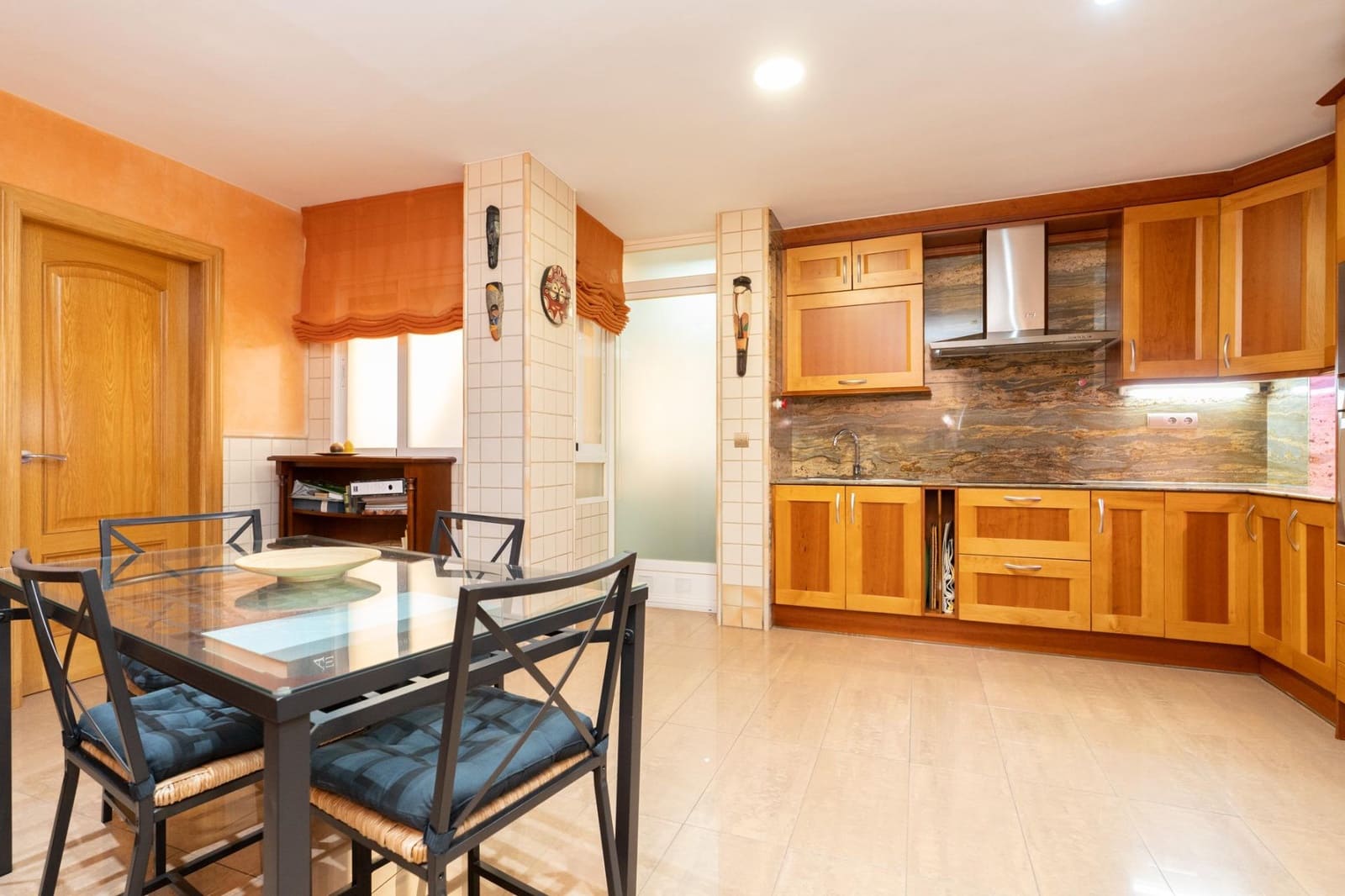 3 bedroom Flat for sale in Motril with garage - € 240,000 (Ref: 9946194)