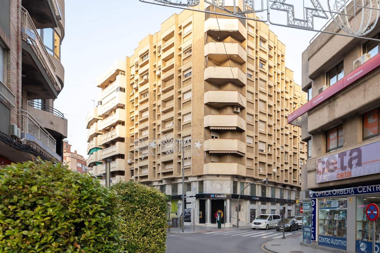 3 bedroom Flat for sale in Motril with garage - € 240,000 (Ref: 9946194)