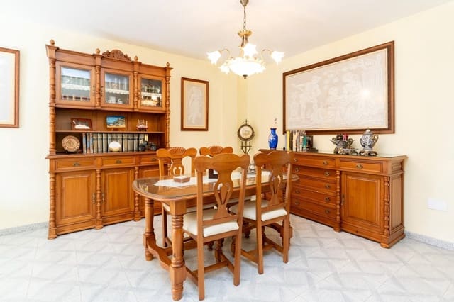 5 Zimmer Haus zu verkaufen in Motril - 195.000 € (Ref: 9946195)