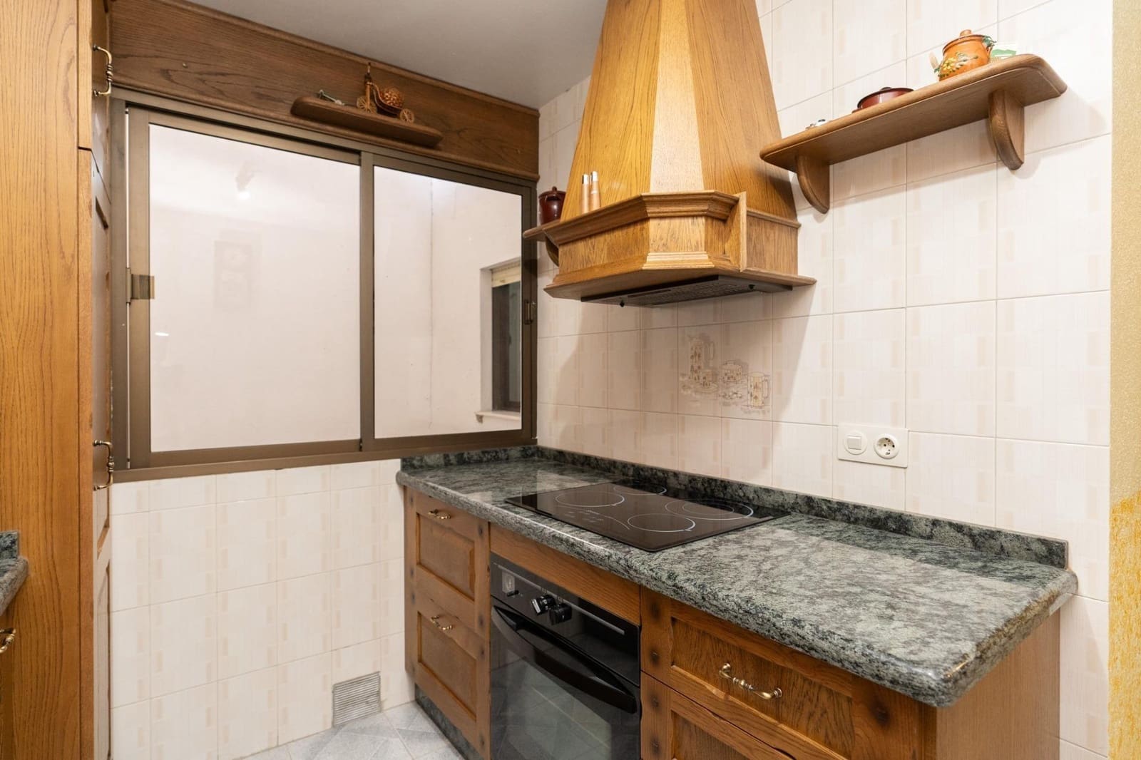 5 Zimmer Haus zu verkaufen in Motril - 195.000 € (Ref: 9946195)
