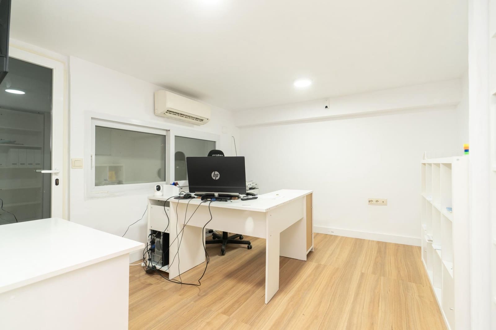 Erhverv til salg i Motril - € 149.500 (Ref: 9946196)