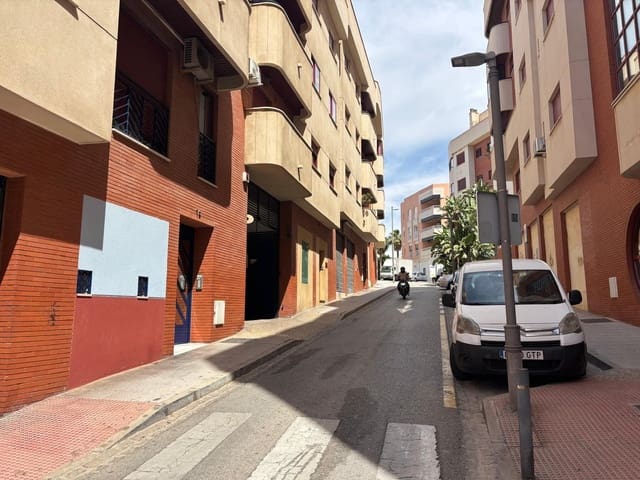 Garage til salg i Motril - € 21.000 (Ref: 9946197)