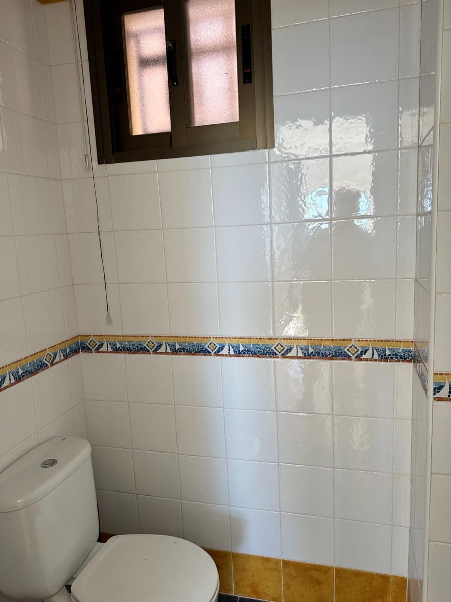 Kommersiell att hyra i Torrenueva - 1 300 € (Ref: 9946200)