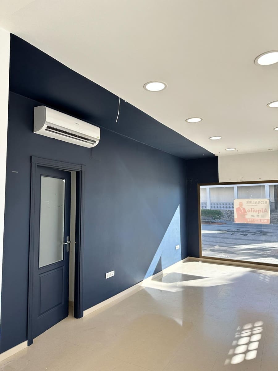 Kommersiell att hyra i Torrenueva - 1 300 € (Ref: 9946200)