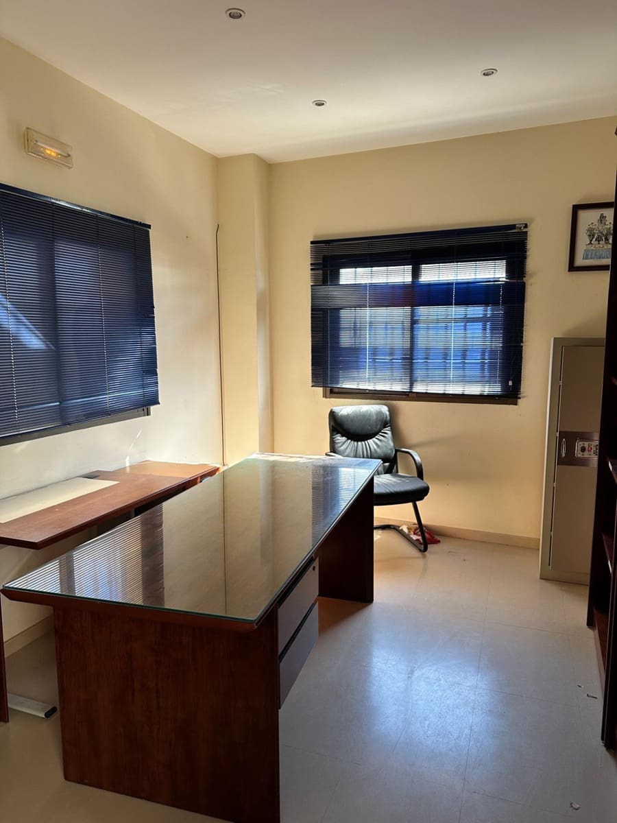 Kommersiell att hyra i Torrenueva - 1 300 € (Ref: 9946200)