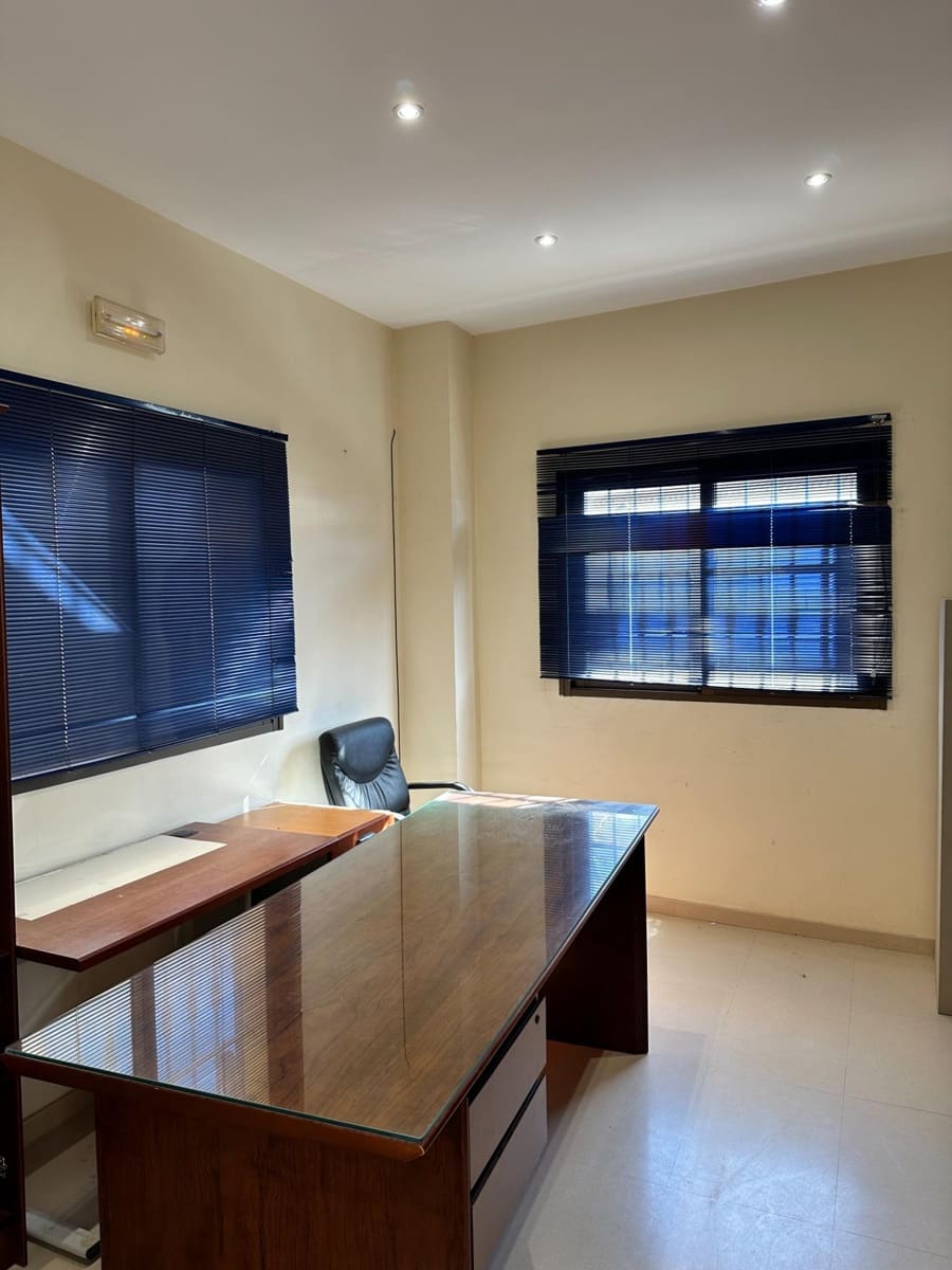 Kommersiell att hyra i Torrenueva - 1 300 € (Ref: 9946200)