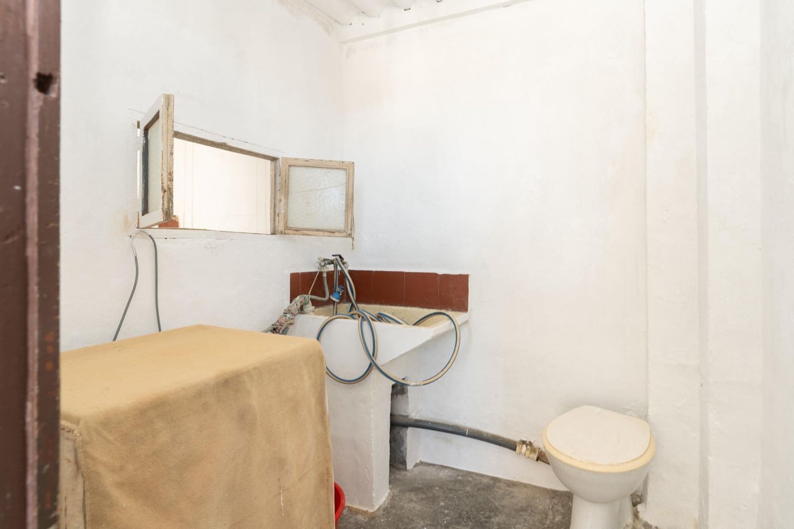 5 sypialnia Dom na sprzedaż w Salobrena z garażem - 199 000 € (Ref: 9946203)