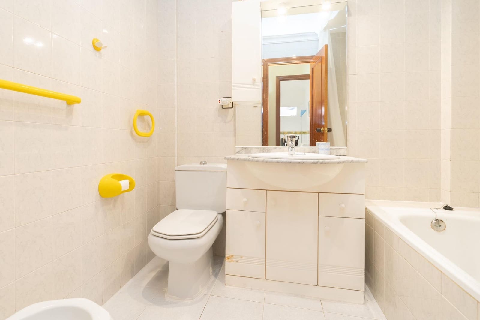 3 bedroom Townhouse for sale in Motril with garage - € 339,900 (Ref: 9946204)