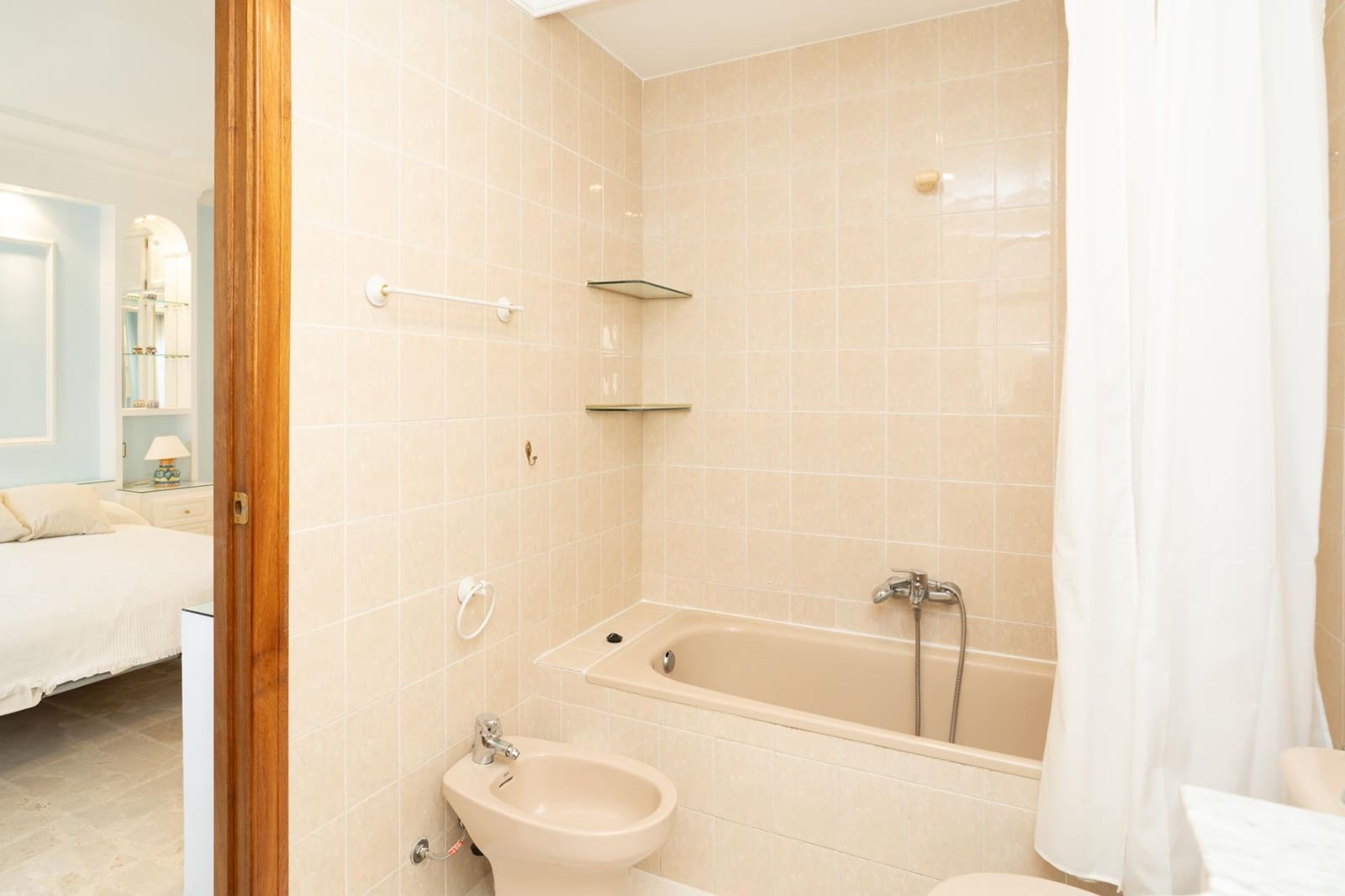 3 bedroom Townhouse for sale in Motril with garage - € 339,900 (Ref: 9946204)