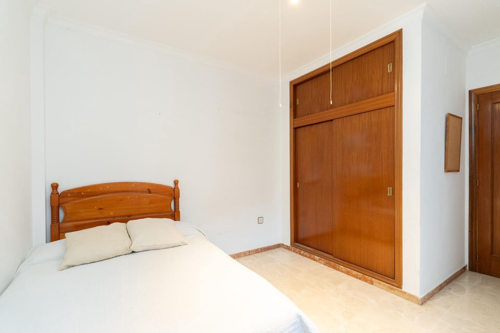 3 bedroom Townhouse for sale in Motril with garage - € 339,900 (Ref: 9946204)