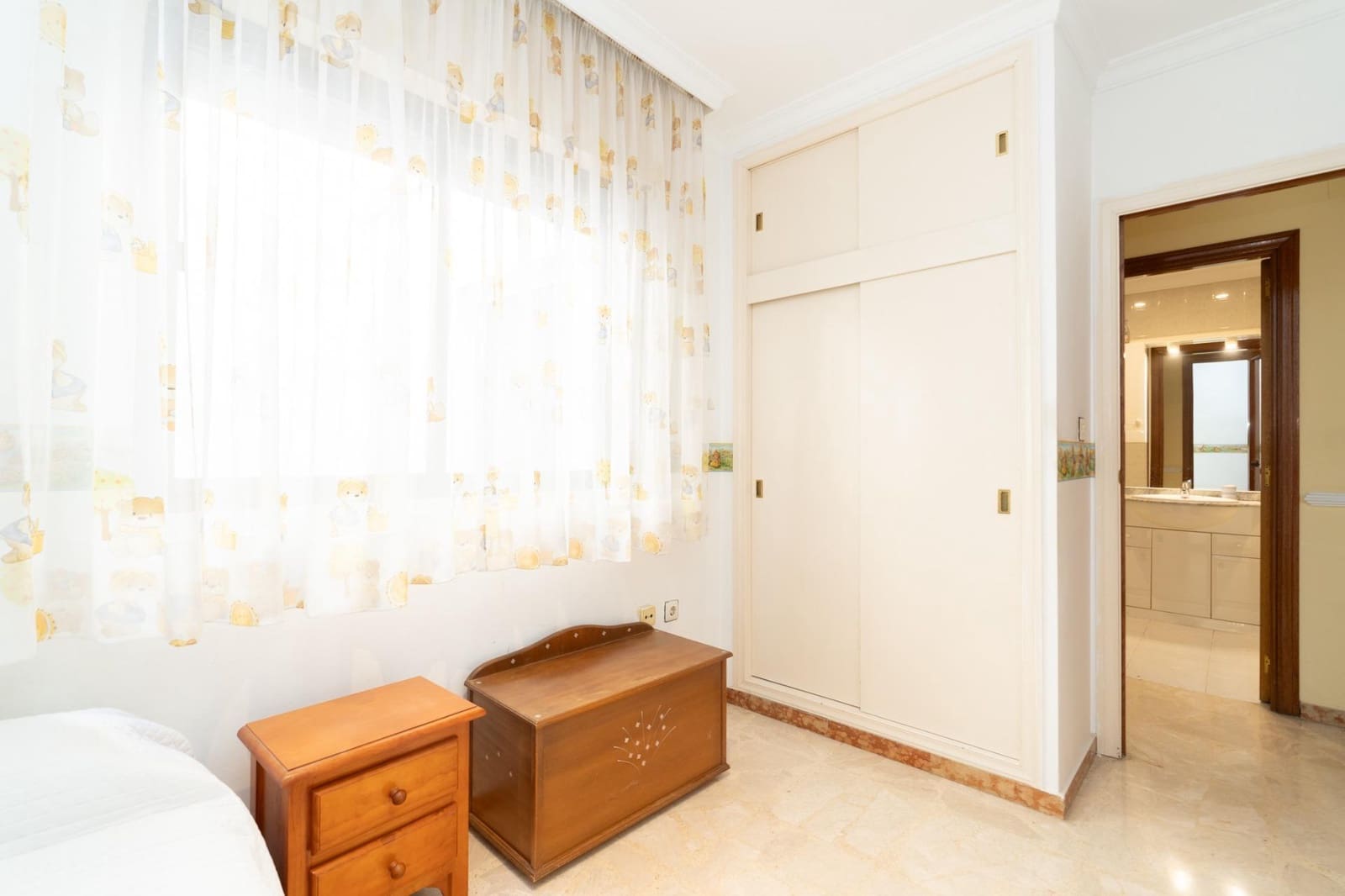 3 bedroom Townhouse for sale in Motril with garage - € 339,900 (Ref: 9946204)