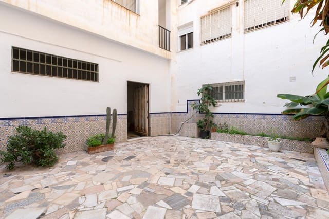 7 soverom Hus til salgs i Motril - € 345 000 (Ref: 9946205)