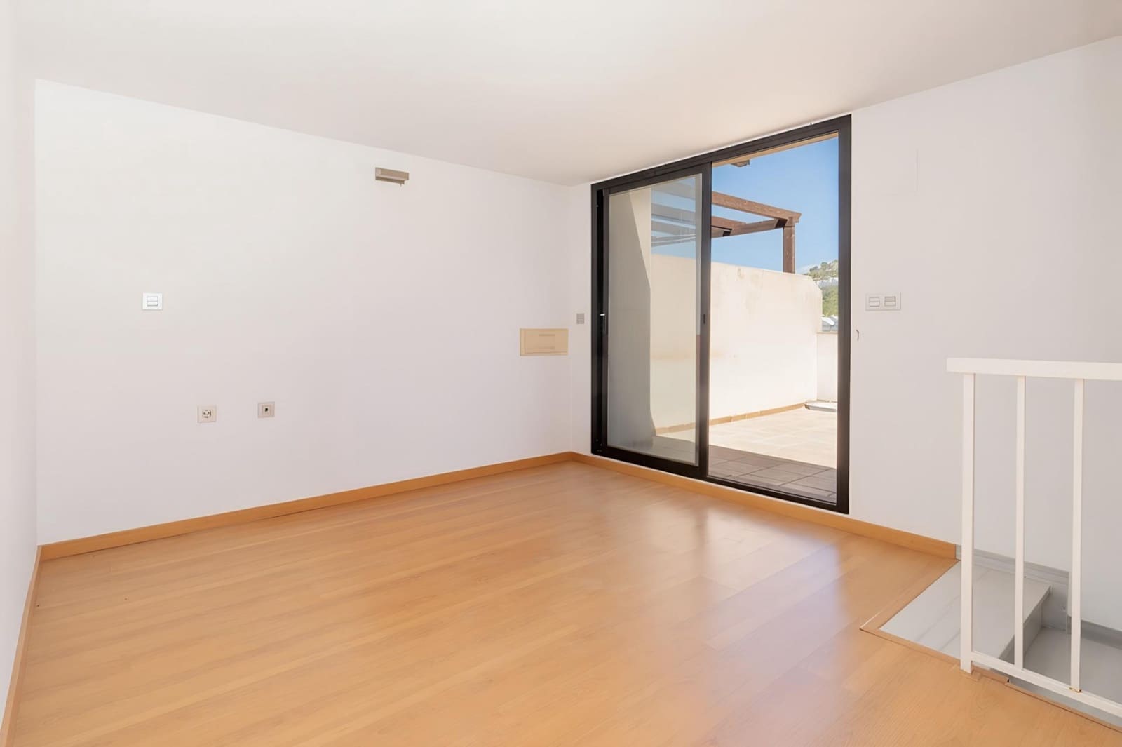 3 Zimmer Reihenhaus zu verkaufen in Motril mit Pool Garage - 260.000 € (Ref: 9946206)