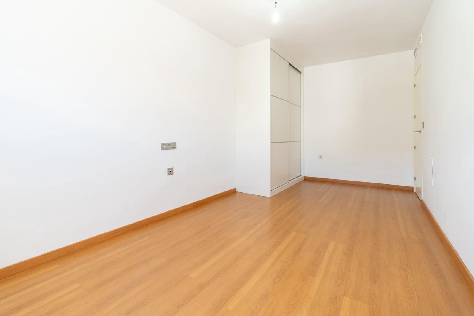 3 Zimmer Reihenhaus zu verkaufen in Motril mit Pool Garage - 260.000 € (Ref: 9946206)