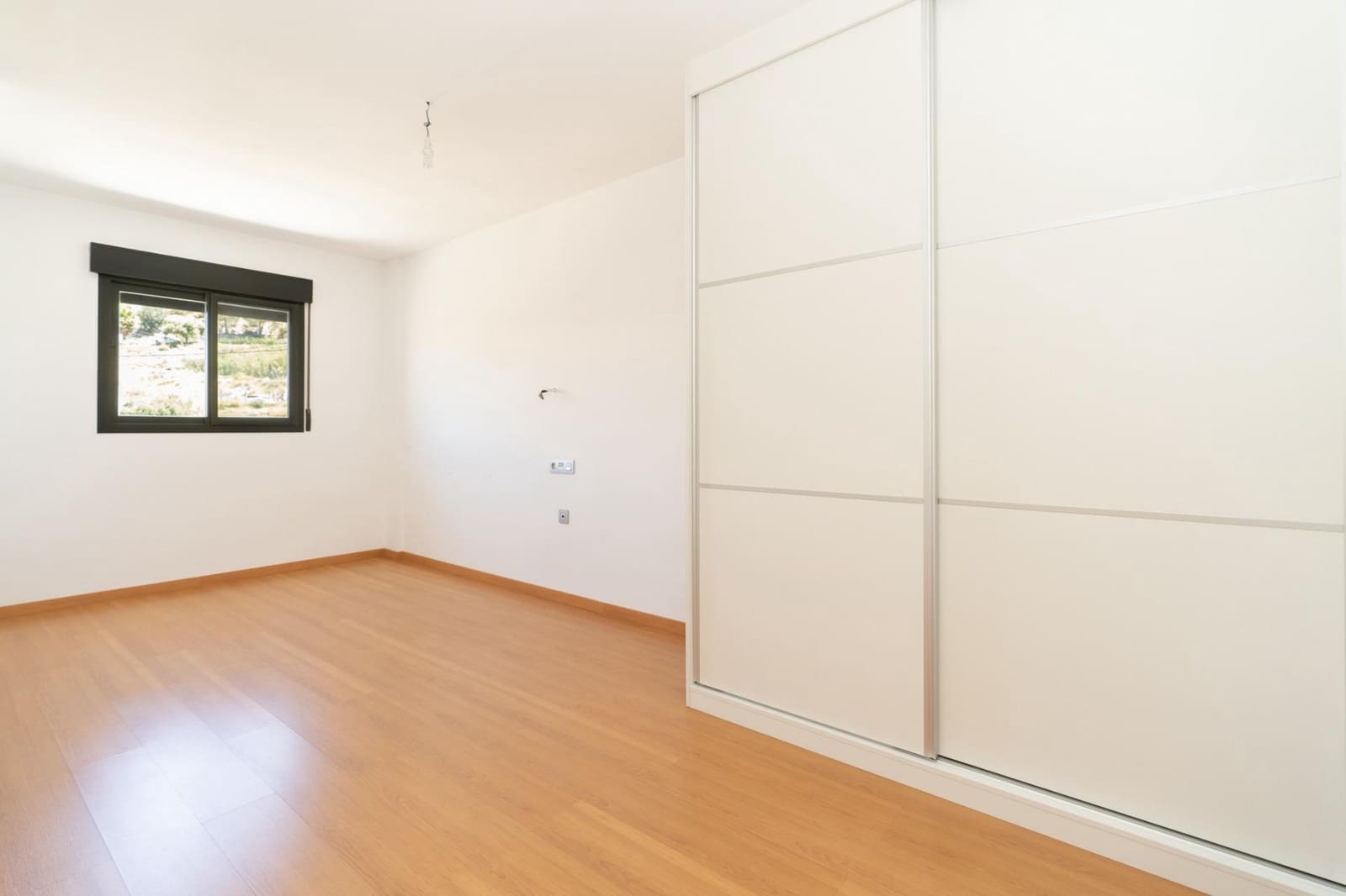 3 Zimmer Reihenhaus zu verkaufen in Motril mit Pool Garage - 260.000 € (Ref: 9946206)